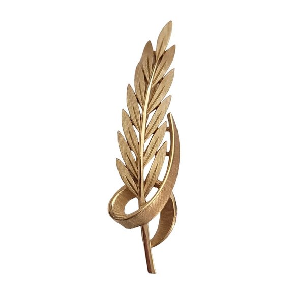 Trifari Crown Over T Gold Tone Laurel Leaf Ribbon Brooch Pin, Signed K898 - Picture 4 of 9